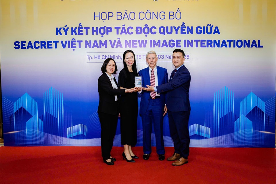 Họp Báo Công Bố Ký Kết Hợp Tác Độc Quyền Giữa Seacret Việt Nam và New Image International