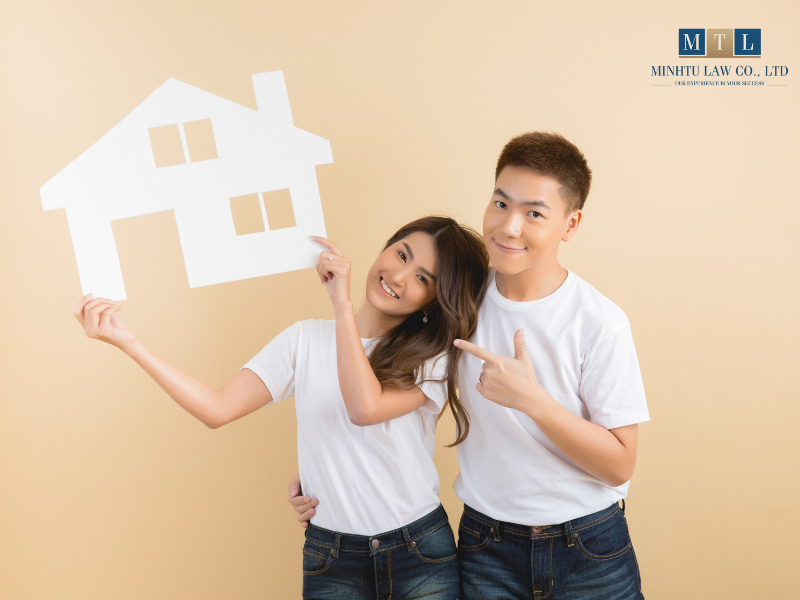 Chồng sang tên sổ đỏ cho vợ có mất phí không