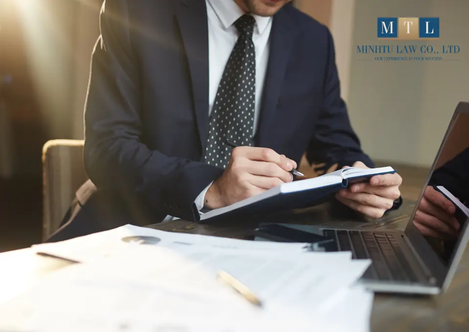 Việc chuẩn bị một bộ hồ sơ thành lập doanh nghiệp đầy đủ và chính xác là yếu tố then chốt quyết định thời gian và sự thành công của quá trình đăng ký. Bất kỳ thiếu sót hoặc sai lệch nào trong thông tin kê khai đều có thể dẫn đến việc hồ sơ bị trả lại, yêu cầu sửa đổi, bổ sung, gây chậm trễ và tốn kém.