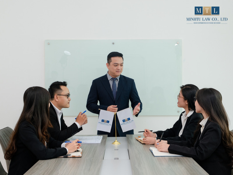 Phí công chứng hợp đồng chuyển nhượng đất