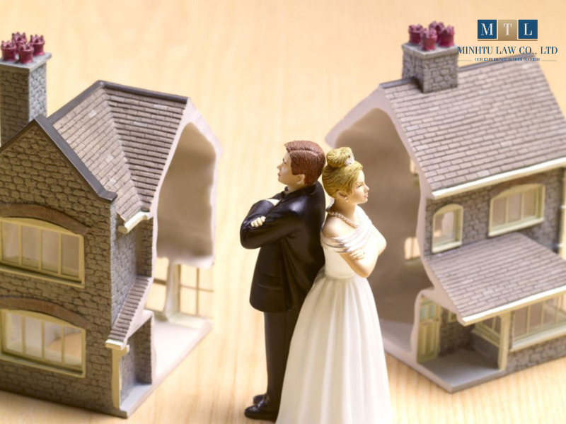 Tài sản đứng tên vợ khi ly hôn