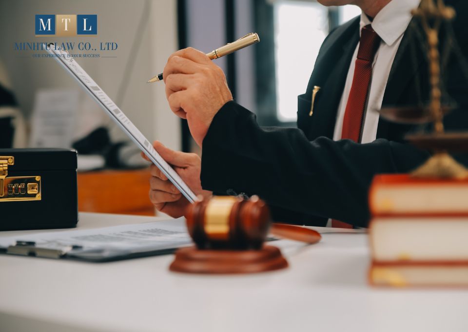 Khởi kiện tranh chấp hợp đồng là phương án cuối cùng để bảo vệ quyền lợi hợp pháp