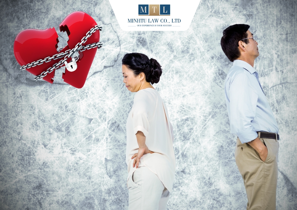 Ly hôn đơn phương là khi một trong hai bên vợ hoặc chồng có yêu cầu ly hôn