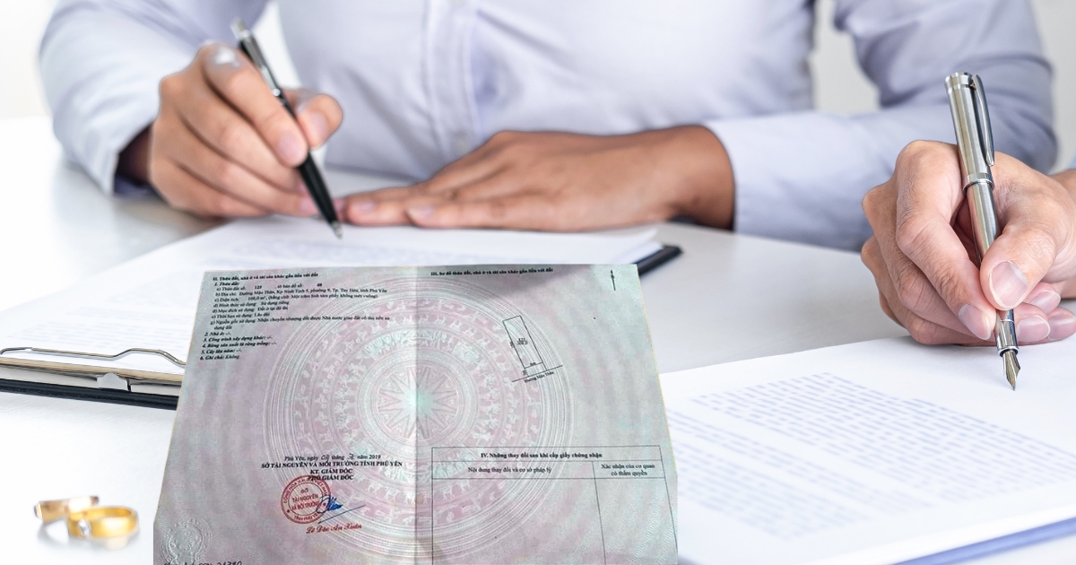 Khoản 4 Điều 135 Luật Đất đai 2024 đã khẳng định tính bắt buộc của việc ghi nhận đồng sở hữu trên sổ đỏ đối với tài sản chung